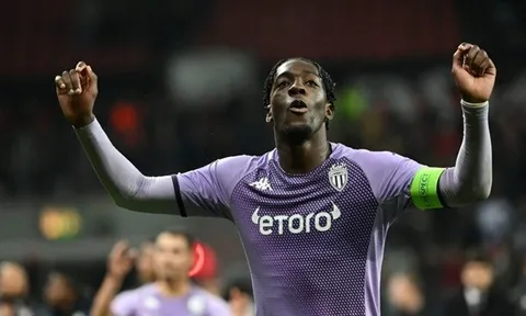 Man Utd đàm phán chiêu mộ chữ ký 45 triệu bảng