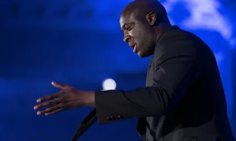 Linh cảm mách bảo Yaya Toure đội bóng sẽ vô địch Premier League