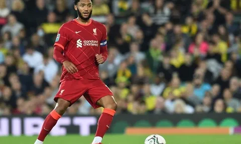 Gerrard chiêu mộ sao Liverpool