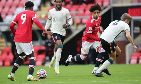 Làn gió mới ở hàng tiền vệ có thể sớm tỏa sáng ở đội một Man Utd