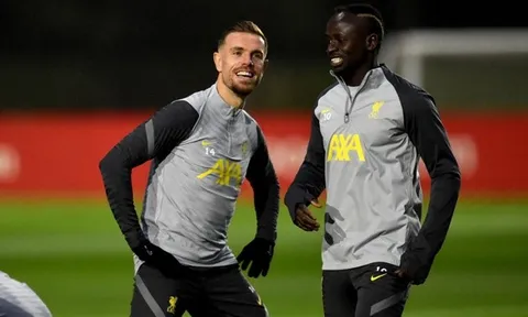 Mane: "Anh ấy không cử động, cơ thể cứng đơ"