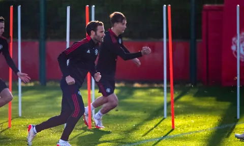 Carrick nhanh chóng trình làng cái tên mới toanh ở Man Utd