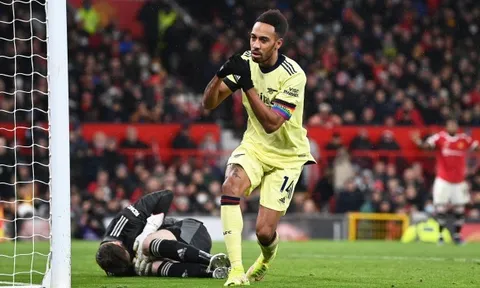 Tới lúc Arteta loại Aubameyang khỏi đội hình Arsenal
