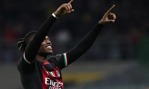 Leao lại ghi bàn, Milan thắng kịch tính Salernitana