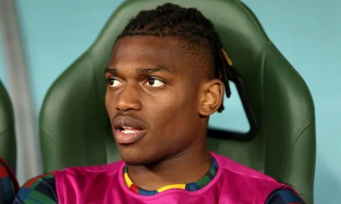 Động thái của Rafael Leao giữa tin đồn rời Milan
