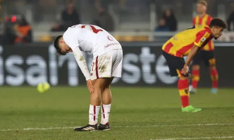 Chia điểm nhọc nhằn, AS Roma nguy cơ tụt khỏi Top 4