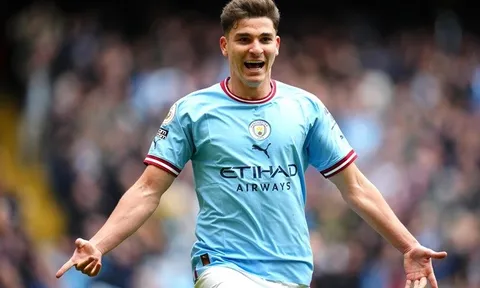 Julian Alvarez sẽ trở thành “nhạc trưởng” mới ở sân Etihad?