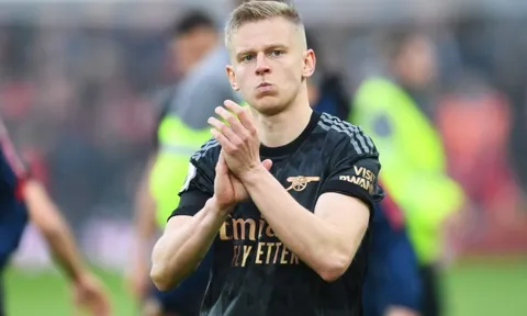 Sao Man City: "Hiện Zinchenko hơi buồn"