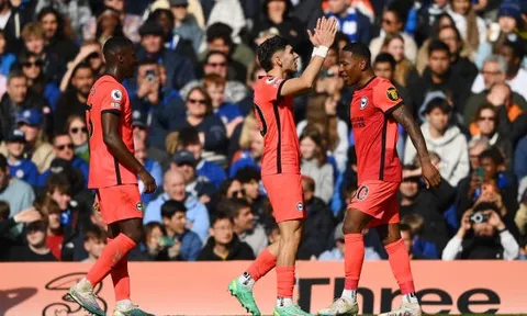 Chelsea 'giúp' M.U đón 2 cú hích trước bán kết FA Cup