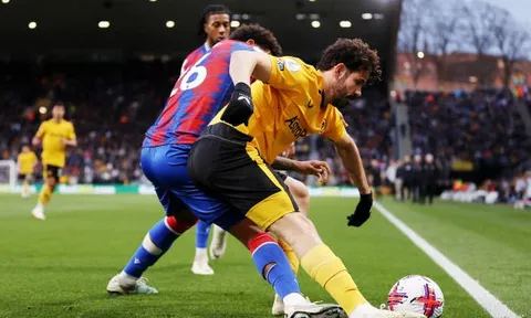 1 kiến tạo, 9 lần thu hồi bóng, mục tiêu của Arsenal lại gây choáng
