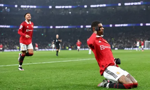 Đấu Aston Villa, Man Utd ra sân với đội hình nào?