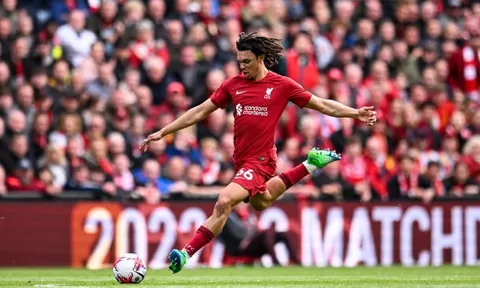 Klopp cao tay, tạo nên hiện tượng lịch sử tại Premier League