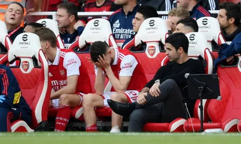 Người thắng kẻ thua sau trận Arsenal 0-3 Brighton