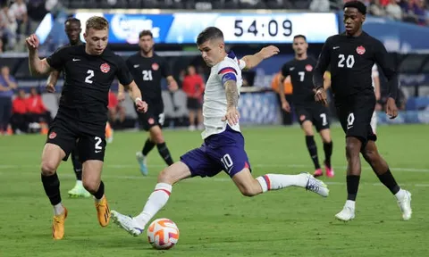 Báu vật 20 tuổi làm lu mờ Folarin Balogun