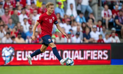 Thủ quân của Arsenal bùng nổ trên ĐTQG