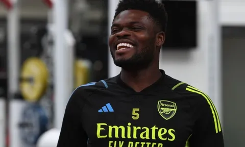 Arsenal có quyết định dành cho Thomas Partey
