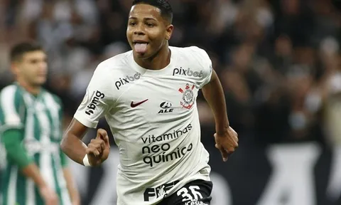 PSG tranh sao trẻ Brazil với Ajax, Chelsea