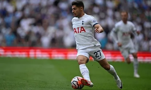Sao Tottenham tiếp tục lên bàn mổ