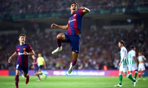 2 tân binh nổ súng, Barca hủy diệt Real Betis
