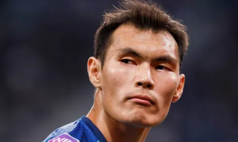 "Khi đến Man Utd, nhiều người dự đoán tôi sẽ lau ghế dự bị"