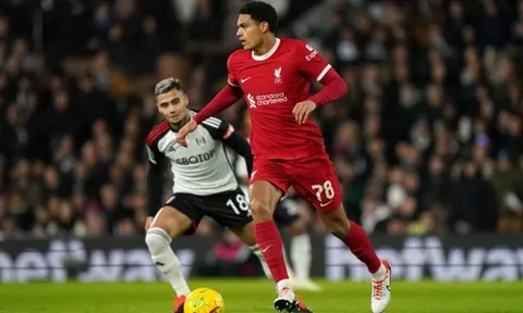 Sao trẻ Liverpool thừa nhận chơi dưới sức trước Fulham