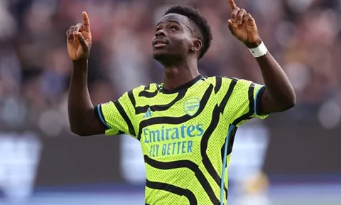 Bukayo Saka: "Chúng tôi ngửi thấy mùi máu"