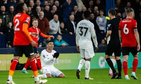 5 điểm nhấn Luton 1-2 Man Utd: Thảm họa Casemiro; Ác mộng xuất hiện