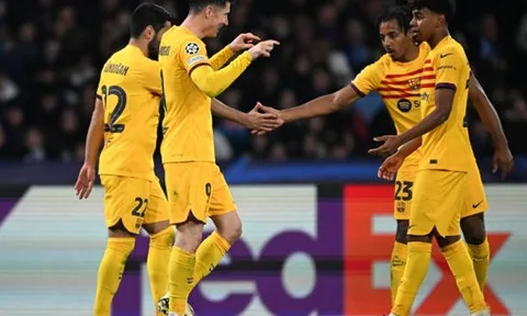 Những "số 9" lên tiếng, Napoli và Barcelona hẹn nhau ở Camp Nou