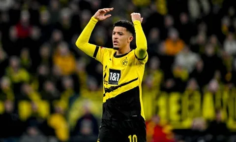 Sancho ghi bàn, Giám đốc Dortmund lập tức có động thái