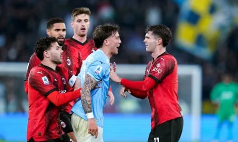 Sao AC Milan thông cảm với đồng đội trước những chỉ trích