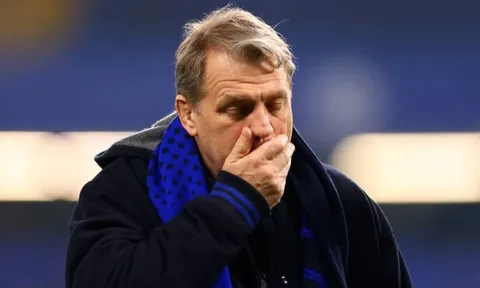 Chelsea gây thất vọng, Todd Boehly "cầu xin" người hâm mộ