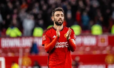 Thắng Liverpool, Bruno Fernandes “thỉnh cầu” người hâm mộ M.U