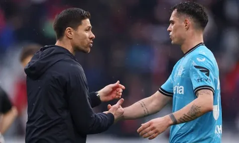 Sếp lớn Bayer Leverkusen tự tin giữ chân Xabi Alonso