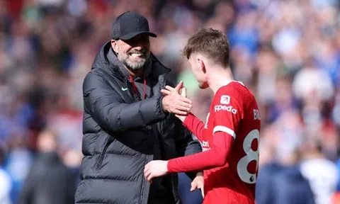 Jurgen Klopp nức nở khen học trò sau chiến thắng nhọc nhằn
