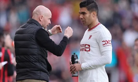 Casemiro bị chỉ trích thậm tệ sau màn trình diễn thảm họa trước Bournemouth