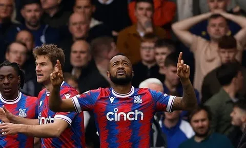 Ghi 7 bàn sau 2 trận, Crystal Palace dần bứt khỏi cuộc đua trụ hạng