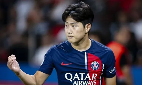 Ghi bàn đầu tiên cho PSG, Lee Kang-in không giấu được sự phấn khích