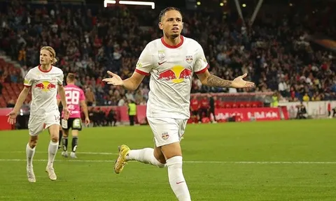 Gia cố hàng công, Liverpool nhắm ngôi sao ghi 10 bàn ở Bundesliga