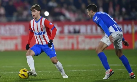 Barca nên làm gì với Pablo Torre?