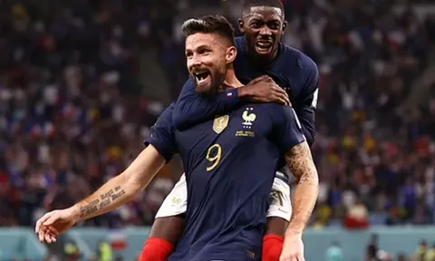 Giroud đi vào lịch sử bóng đá Pháp