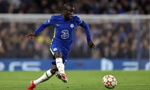 Glenn Hoddle chỉ rõ điều Kante phải cải thiện