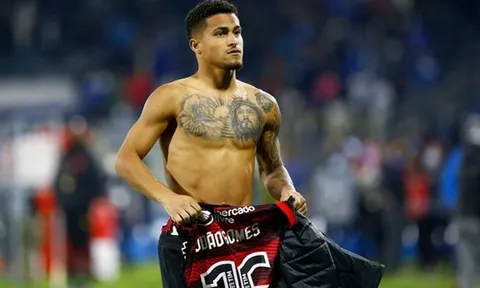 Liverpool muốn ký tiền vệ vừa đoạt danh hiệu lớn nhất sự nghiệp