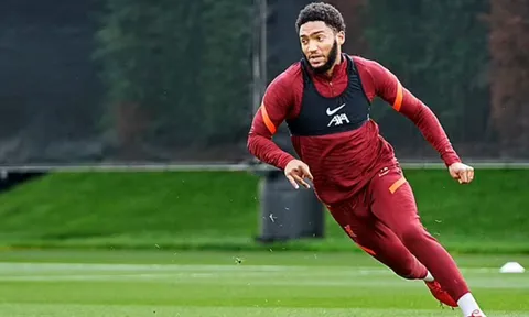 Aston Villa ngó lơ sao Liverpool