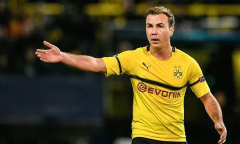 3 ngôi sao từng quay lưng với Dortmund
