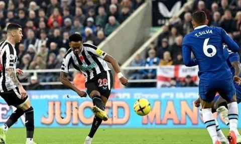 Graham Potter giải thích lý do bỏ qua Aubameyang