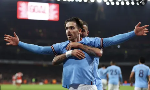 Grealish mắng trọng tài Anthony Taylor