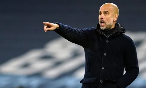 Guardiola cáu với các phóng viên vì Haaland