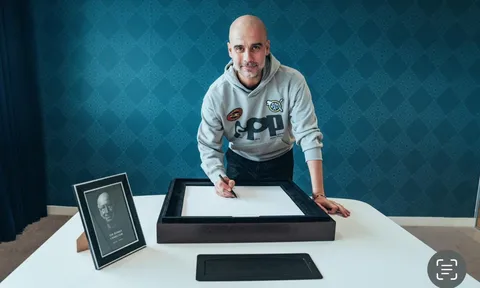 Guardiola, Klopp cùng có mặt ở đại bản doanh Man Utd