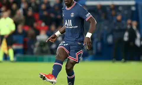 Man United vồ hụt trụ cột của PSG