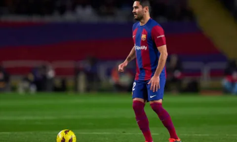 Ba câu hỏi cho Xavi sau trận đấu với Napoli